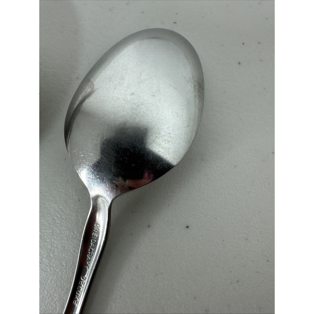 Oneida Oneidacraft Deluxe SHASTA Stainless Flatware 2 - Soup Spoons 7" - Picture 8 of 8